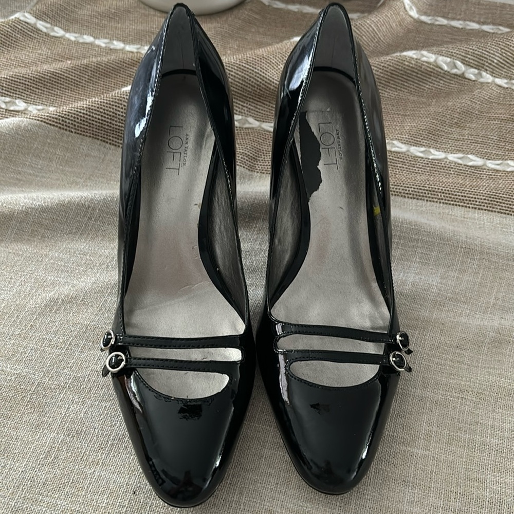 Ann Taylor heels